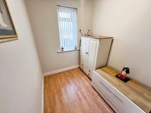 Bedroom - click for photo gallery